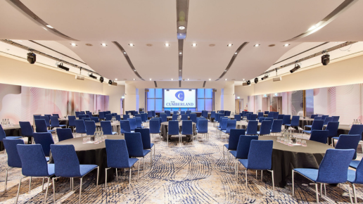 Arena room at the Cumberland hotel with table setup